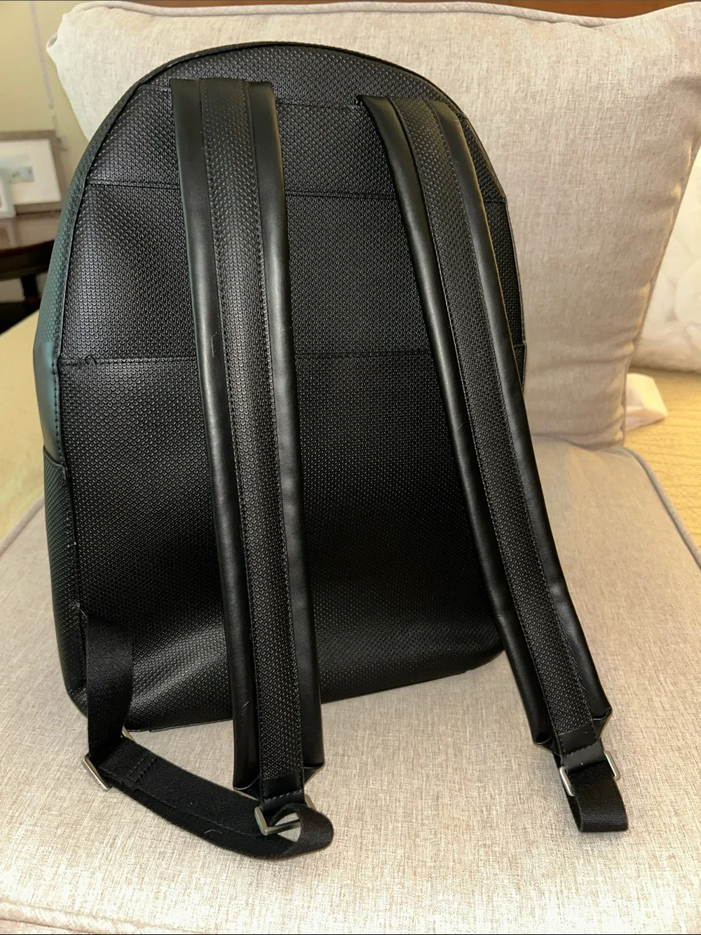 Lacoste modern black